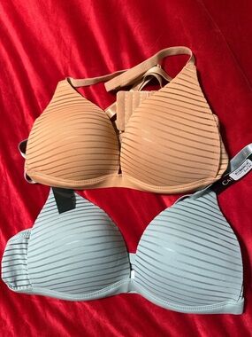 Women’s Seamless Spacer T-Shirt Bra - Nude and Light Blue